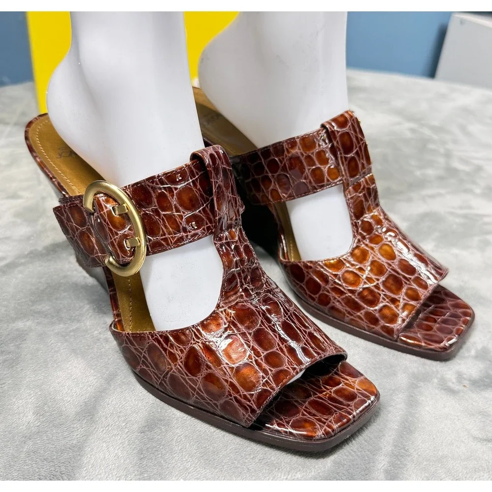 Circa Joan David Sandals Womens 9.5 M Brown Croc Embossed Heels T-Strap